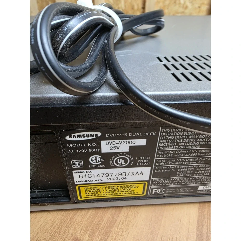 Samsung DVD-V2000 Dual DVD VCR Player Recorder Combo No Remote Phantom Surround